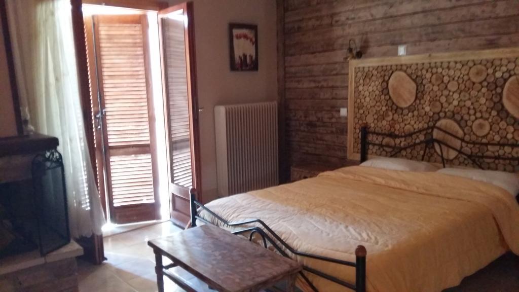 Hotel Mathes Klávsion Zewnętrze zdjęcie